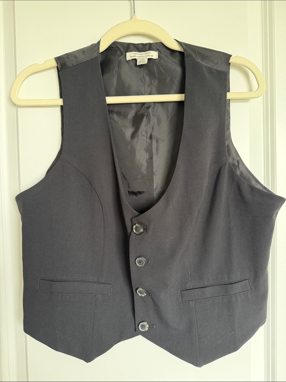 AE x The Ziegler Sisters Crop Vest